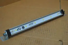 WLS28CW285XQ BANNER Light Fixture