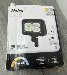 10342 HALCO Yk Field Selectable Led Floodlight #2