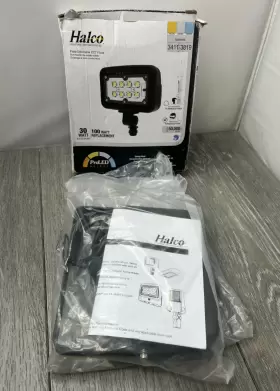 10342 HALCO Yk Field Selectable Led Floodlight
