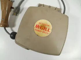 8550 MCGILL Cord Light Volt #3
