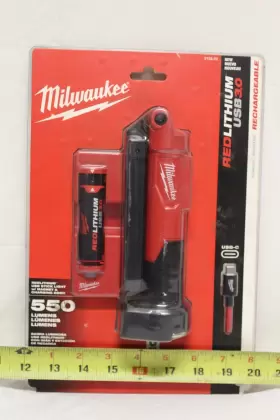 2128-22 MILWAUKEE Redlithium Usb Stick Light Magnet Charging #2